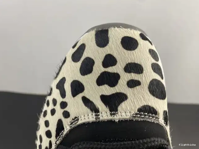 AIR INSTINCT 11 JORDAN ANIMAL AR0715-010 0704